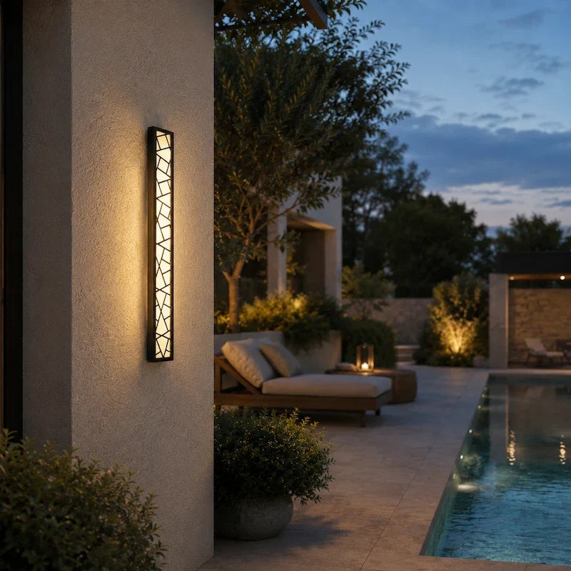 Minimalist Linear LED Outdoor Wall Sconce