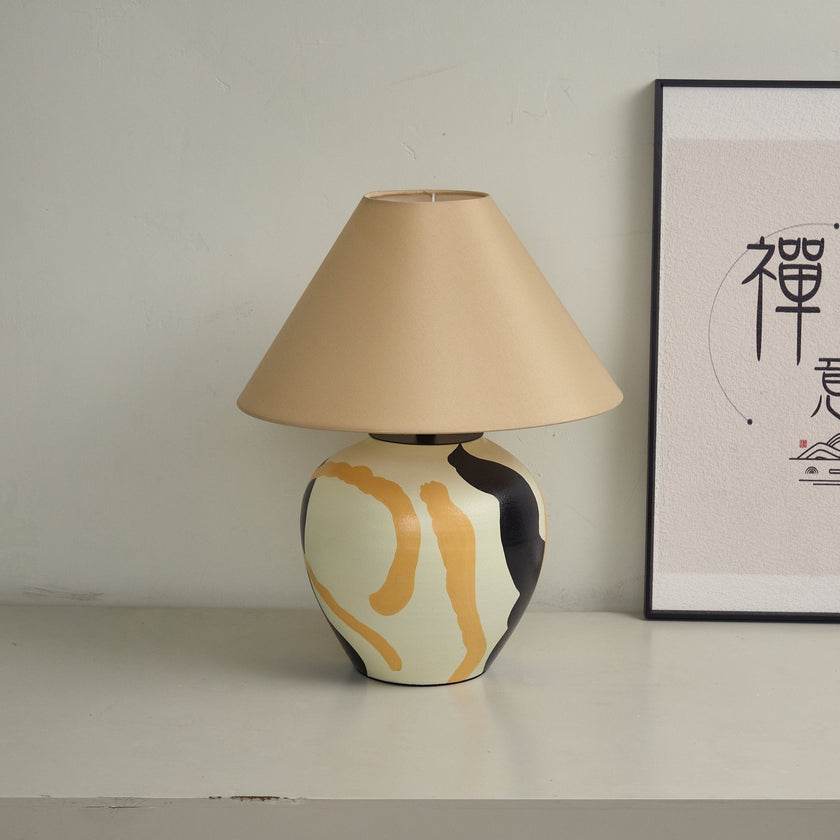 Ceramic Abstract Pattern Table Lamp