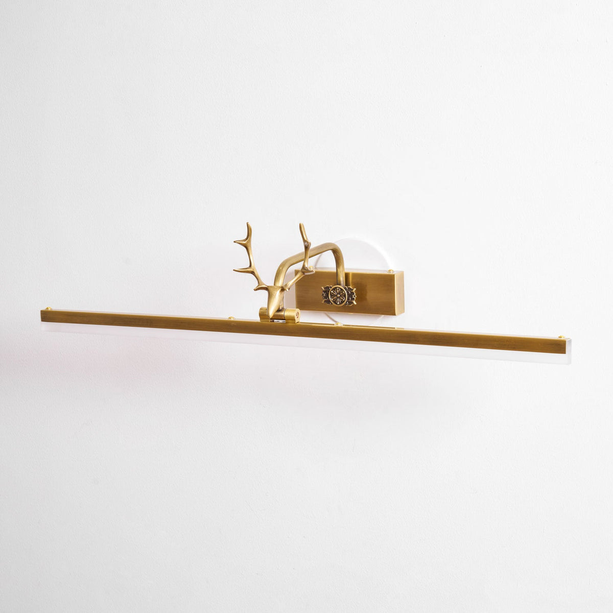 Metal Antler Ring Wall Lamp