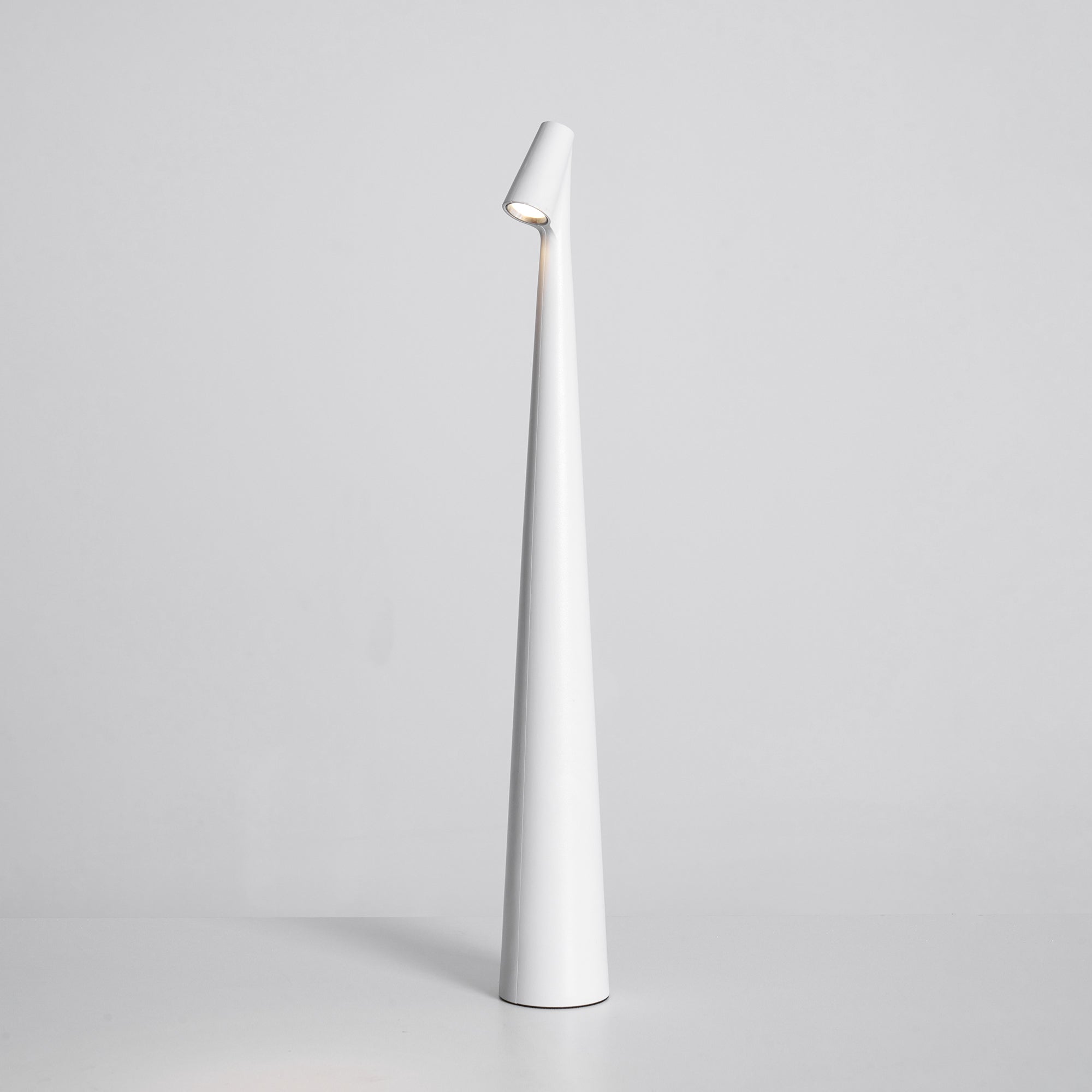 Modern Slim Cordless Rechargeable LED Table Lamp