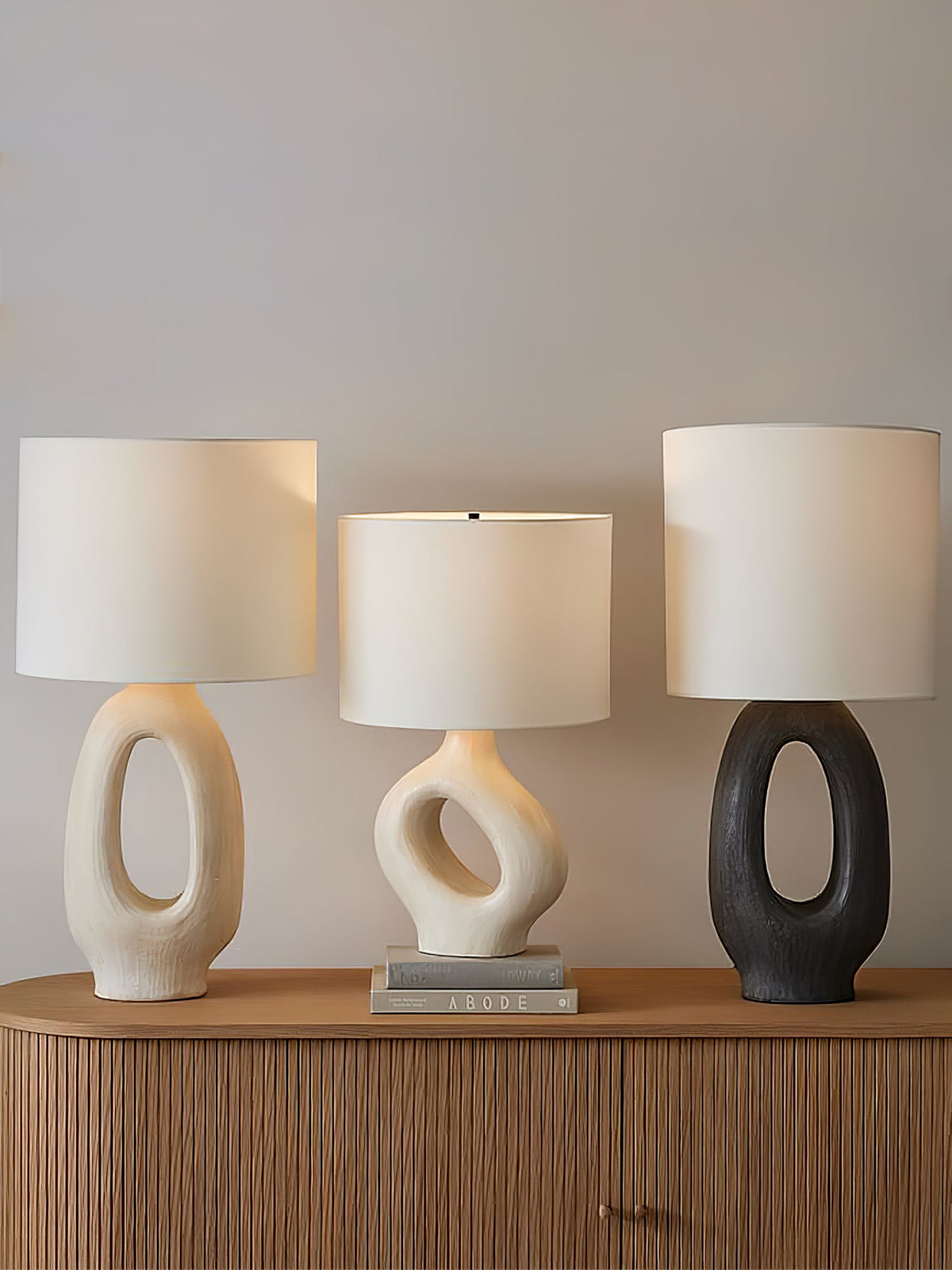 Resin Sculptural Curve Table Lamp
