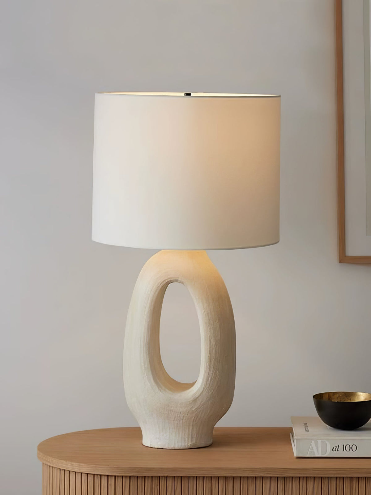 Resin Sculptural Curve Table Lamp