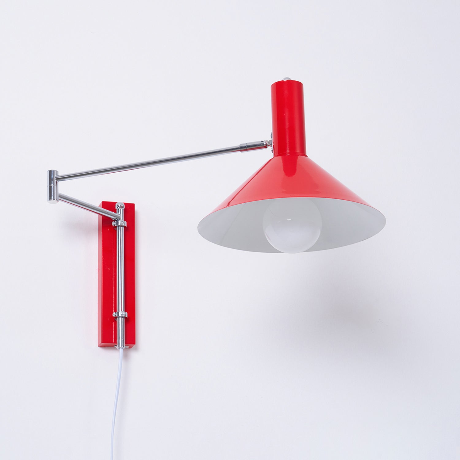 Calvrane Metal Adjustable Wall Sconce