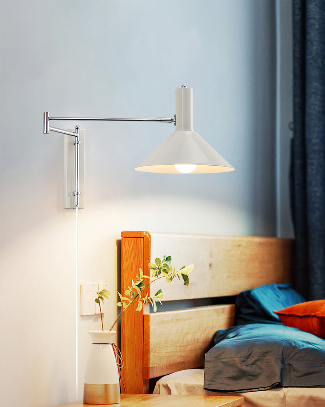 Calvrane Metal Adjustable Wall Sconce