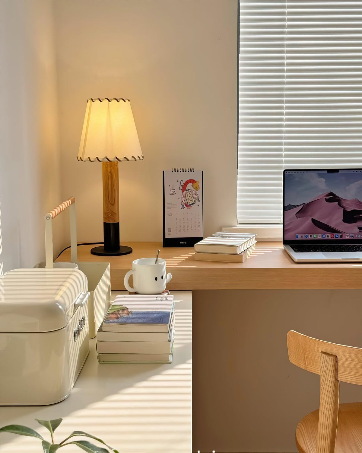 Wood Base Fabric Shade Table Lamp