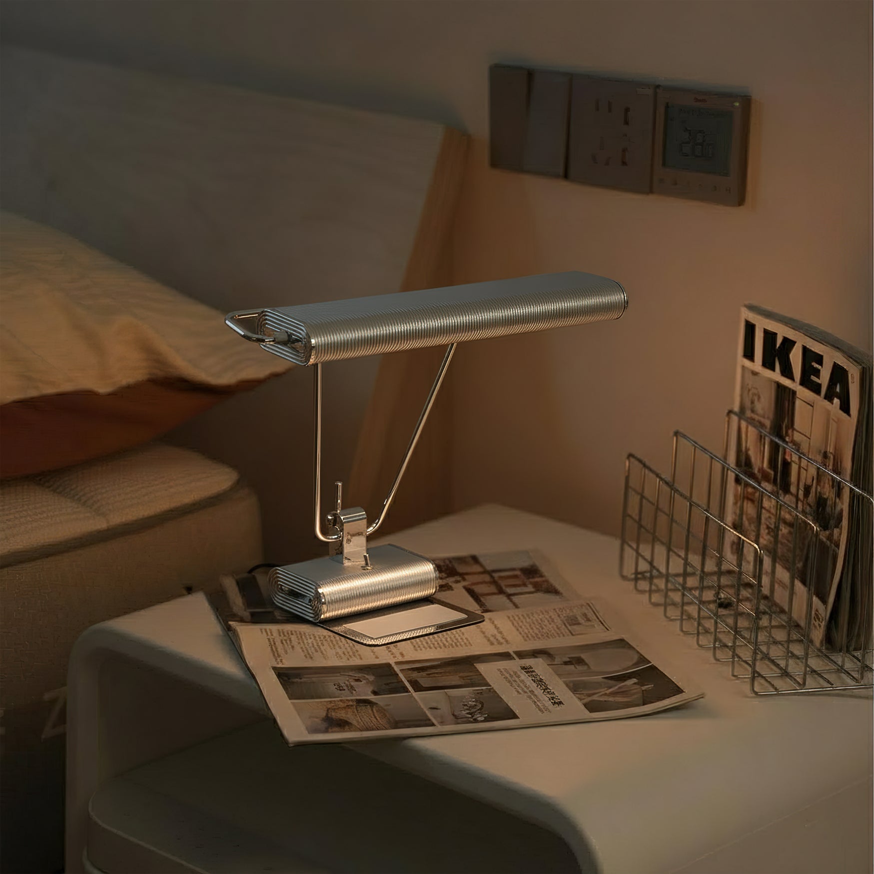 Calvrane Metal Art Deco Table Lamp