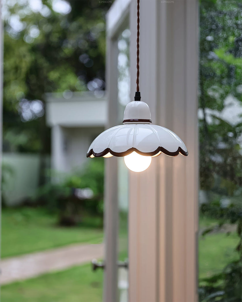Calvrane Metal Scalloped Pendant Light