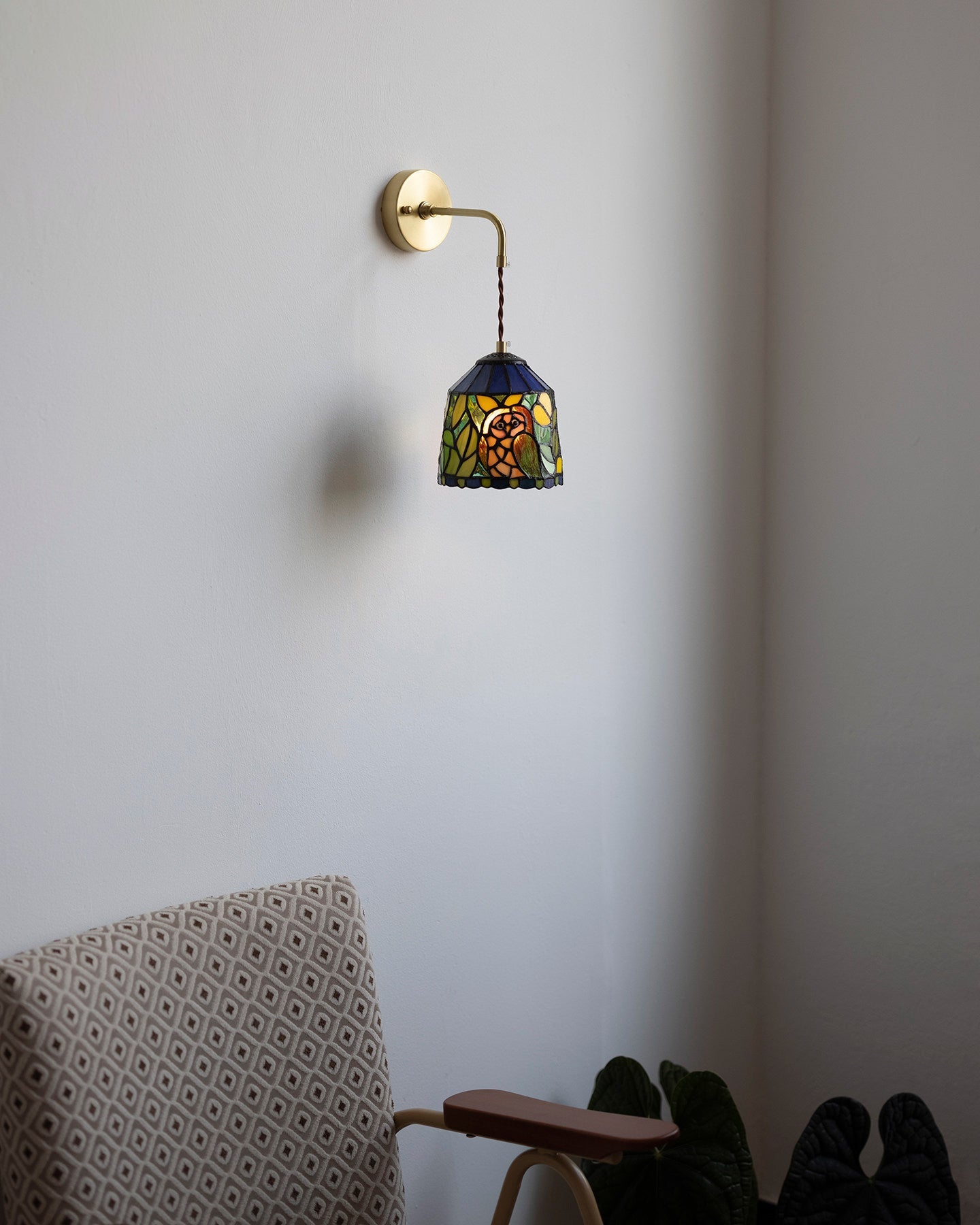 Calvrane Stained Glass Floral Wall Sconce