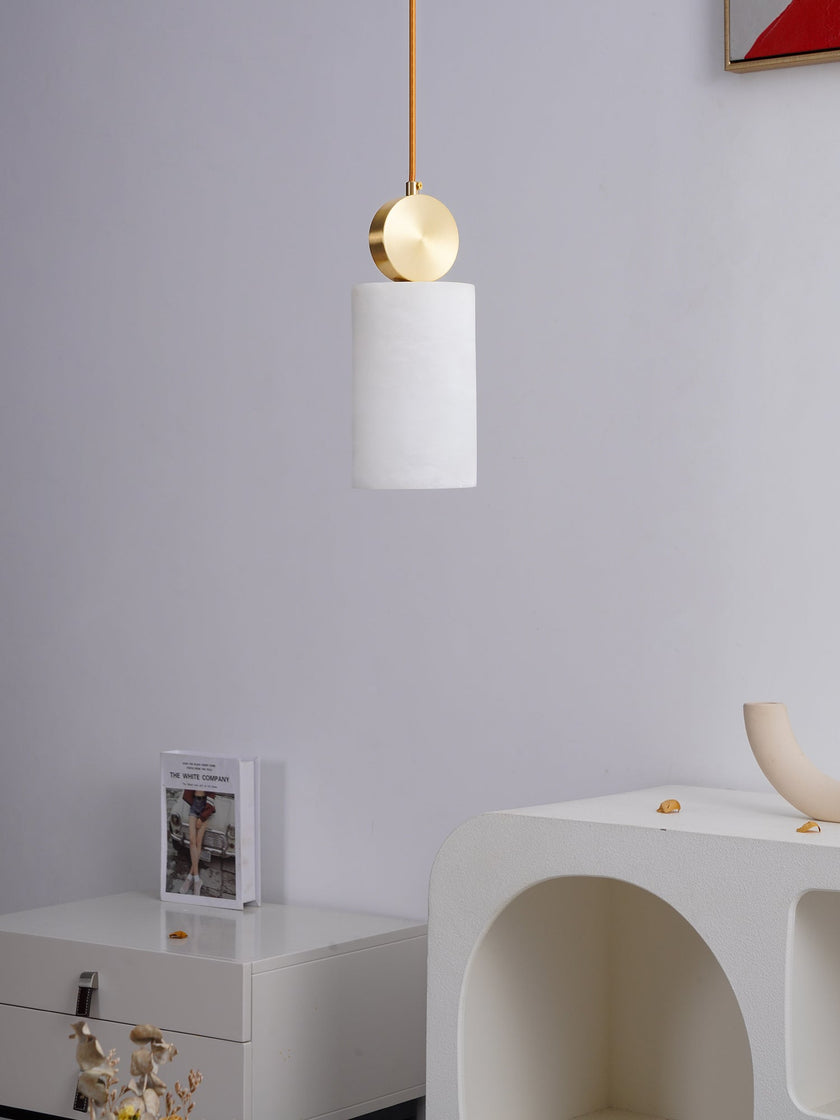 Brass Luxe Round Alabaster Pendant Light