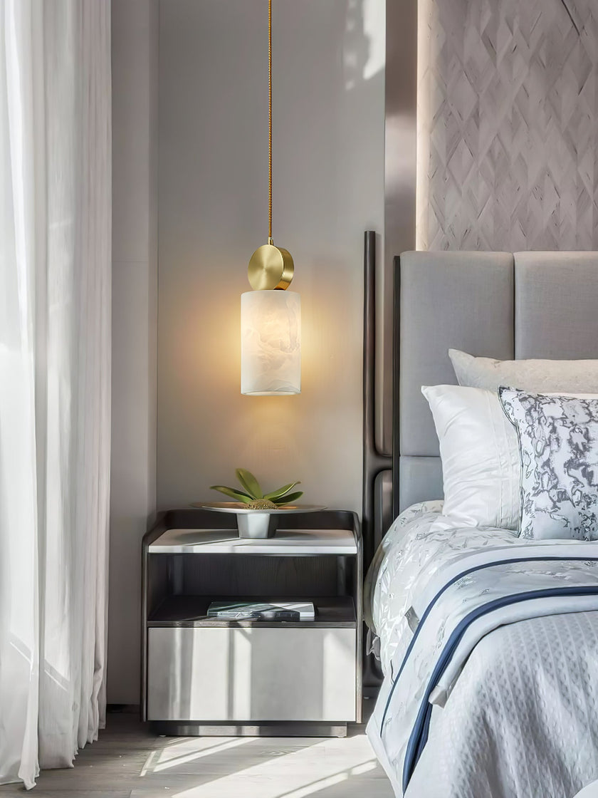 Brass Luxe Round Alabaster Pendant Light