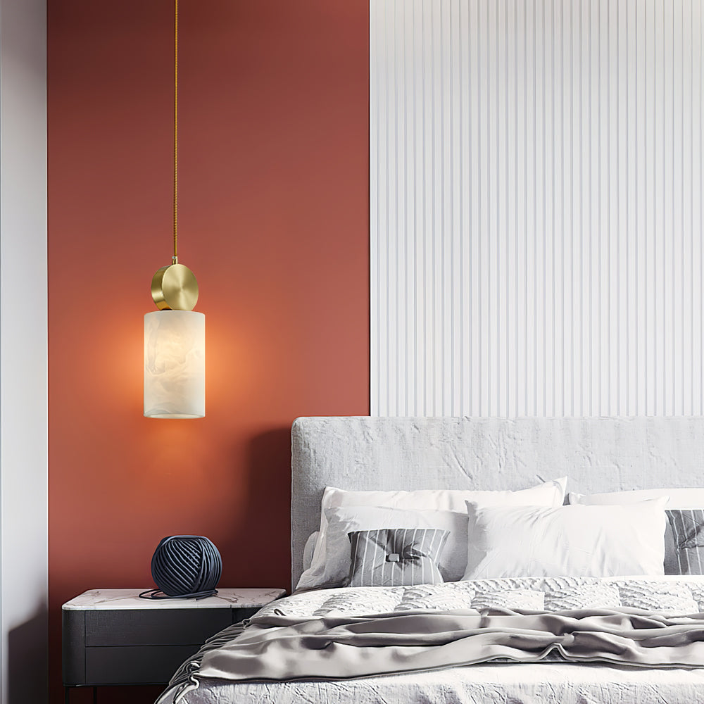 Brass Luxe Round Alabaster Pendant Light