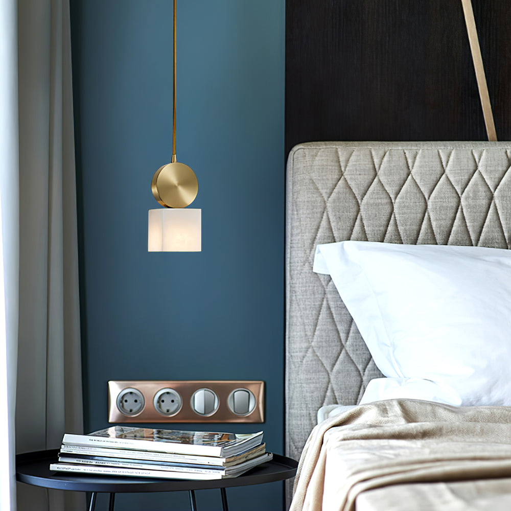 Brass Luxe Round Alabaster Pendant Light
