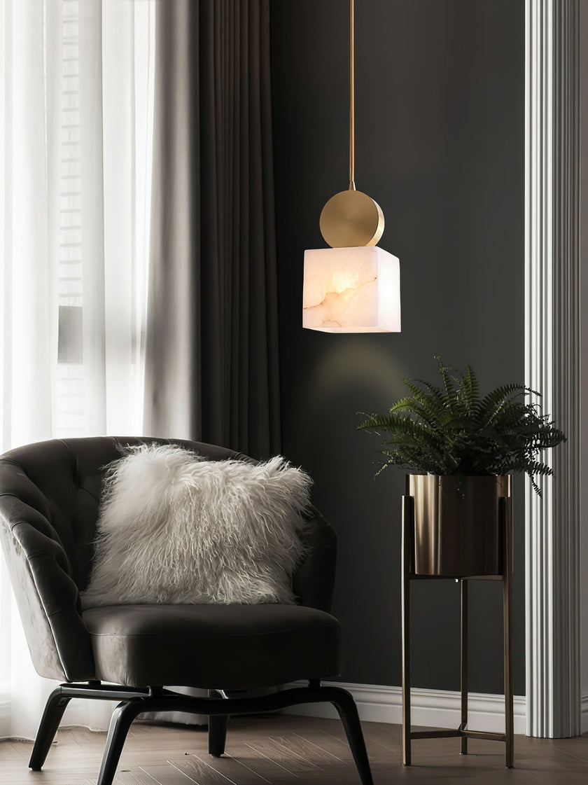 Brass Luxe Round Alabaster Pendant Light