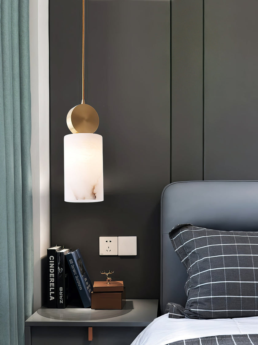 Brass Luxe Round Alabaster Pendant Light