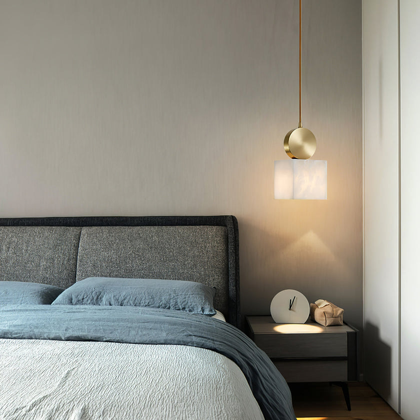 Brass Luxe Round Alabaster Pendant Light