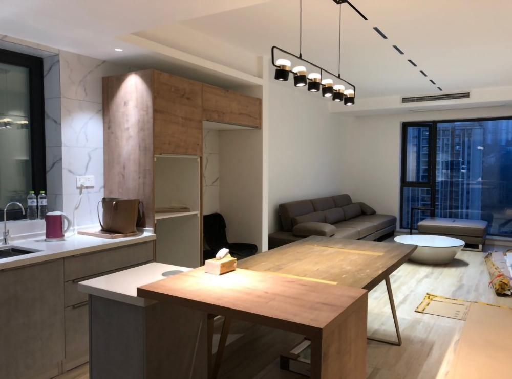 Iron Frame Tilting Pendant Light