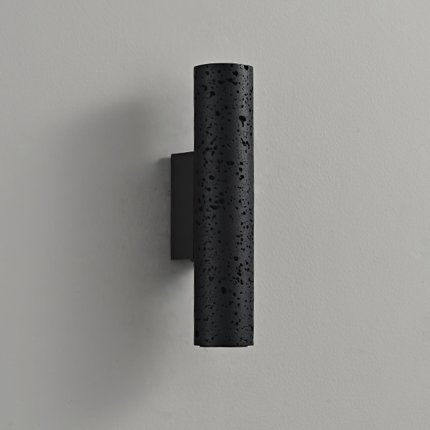 Calvrane Metal Cylinder Wall Lamp