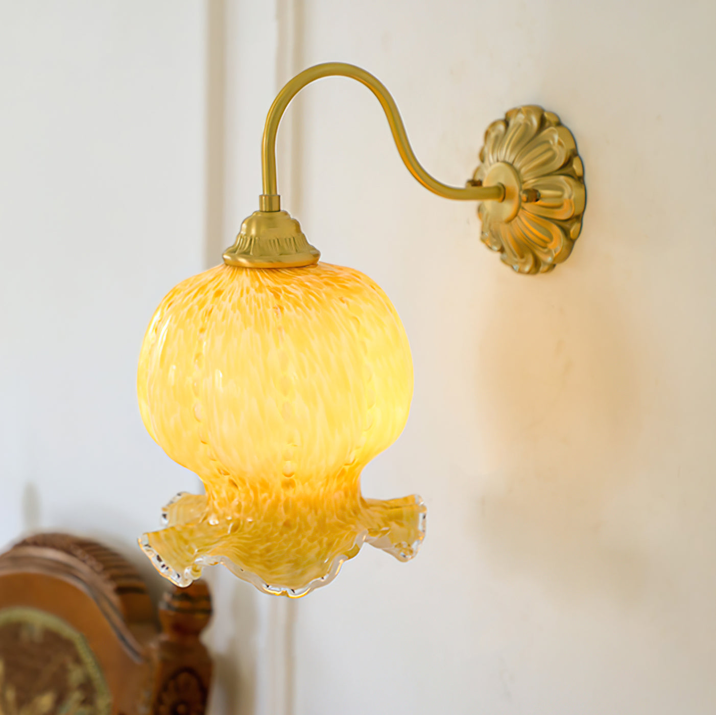 Calvrane Ribbed Glass Wall Sconce