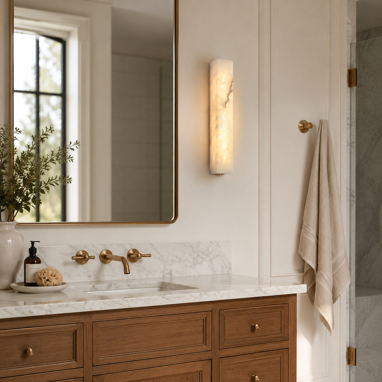 Calvrane Alabaster Column Wall Sconce