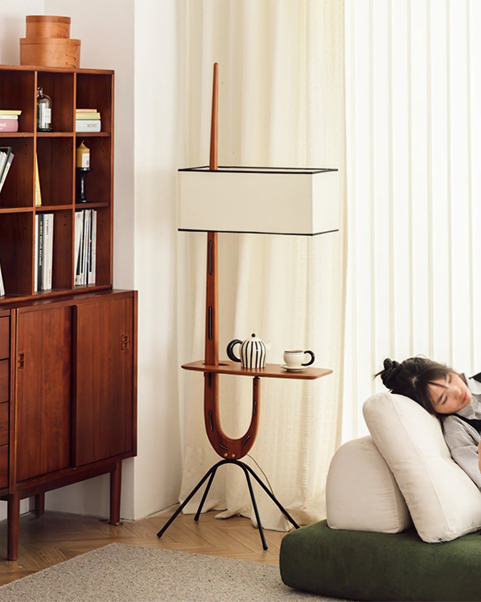 Adjustable Mid-century Giraffe-Style Walnut Floor Lamp