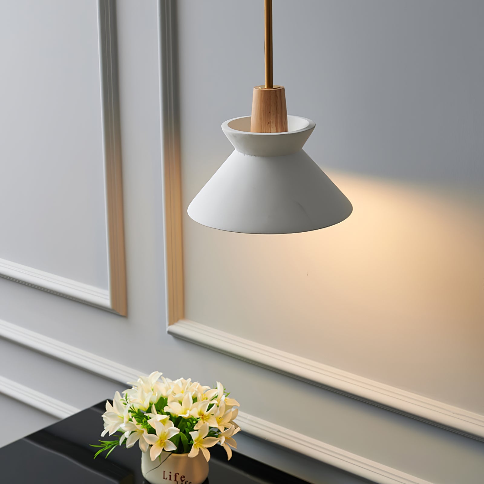 Minimalist Scandinavian Resin Pendant Lamp