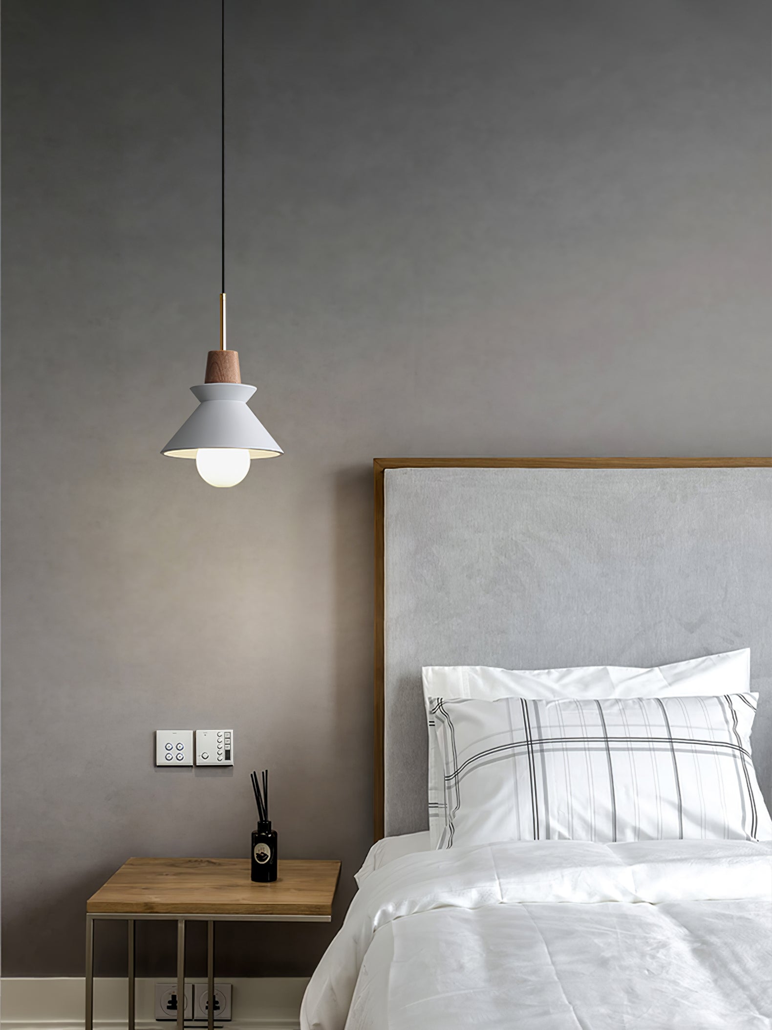 Minimalist Scandinavian Resin Pendant Lamp