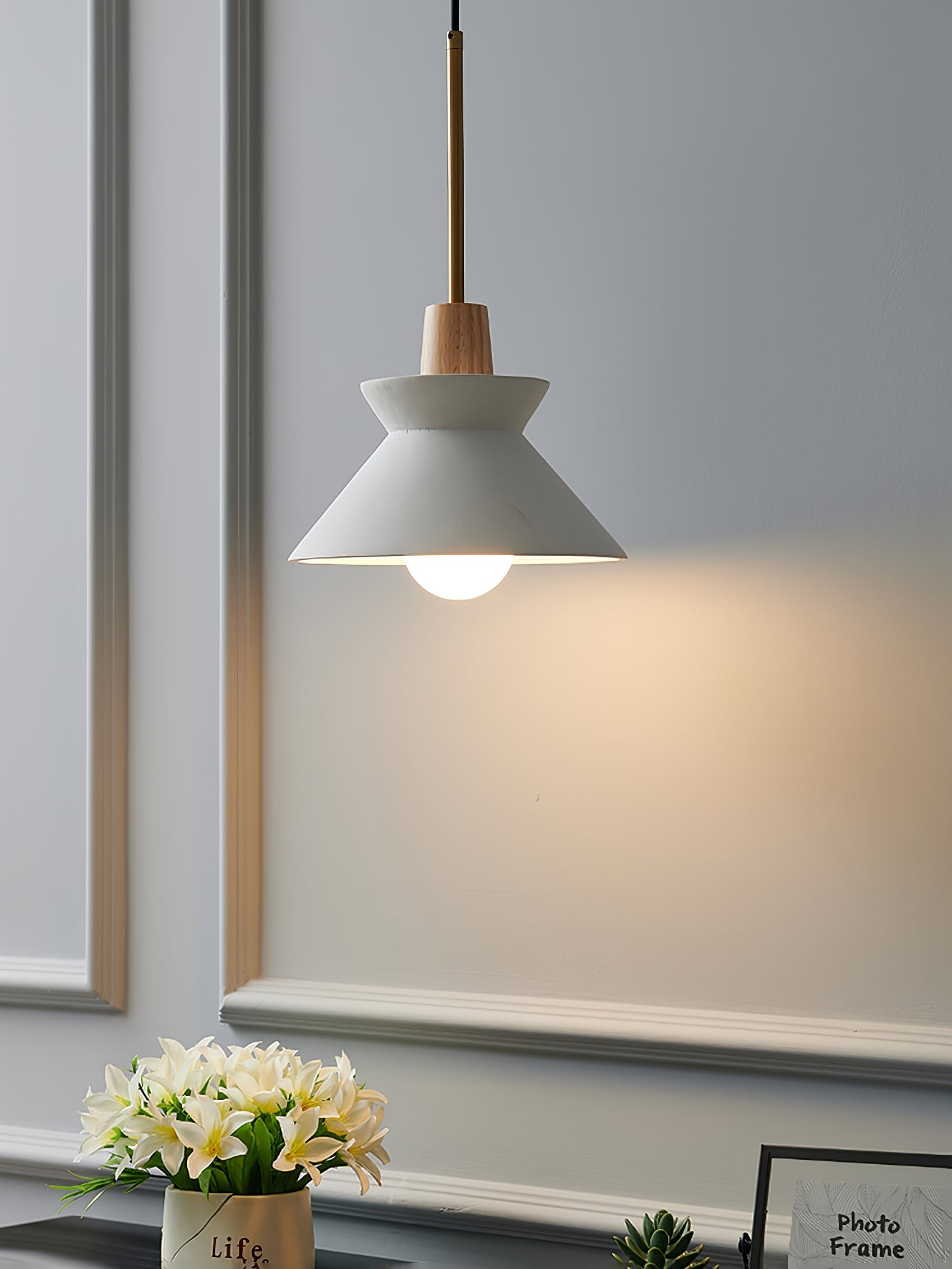 Minimalist Scandinavian Resin Pendant Lamp