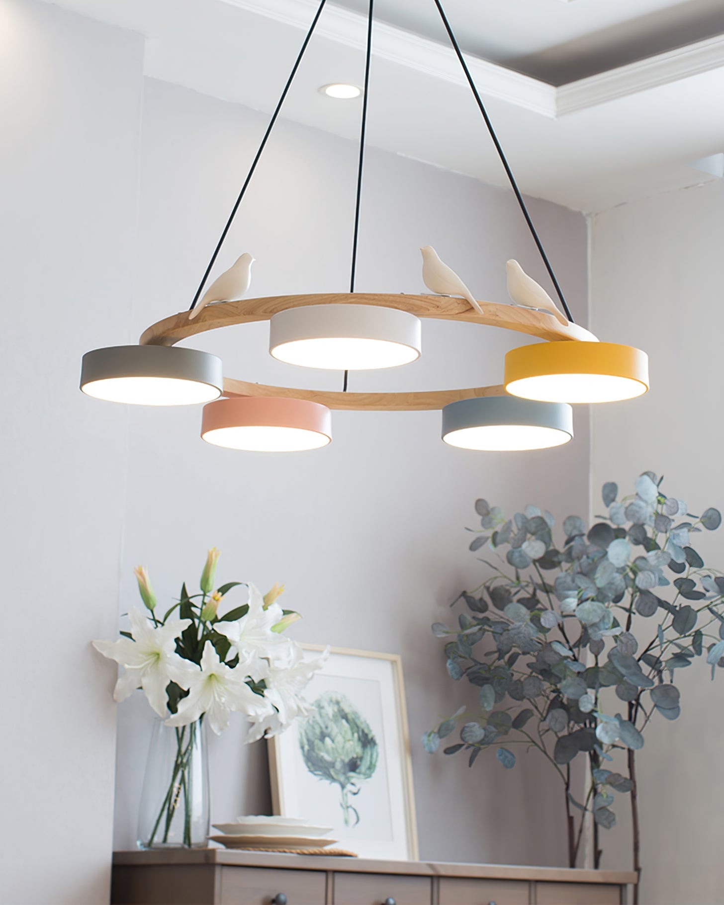 Modern Bird Resin Wood Ring Chandelier
