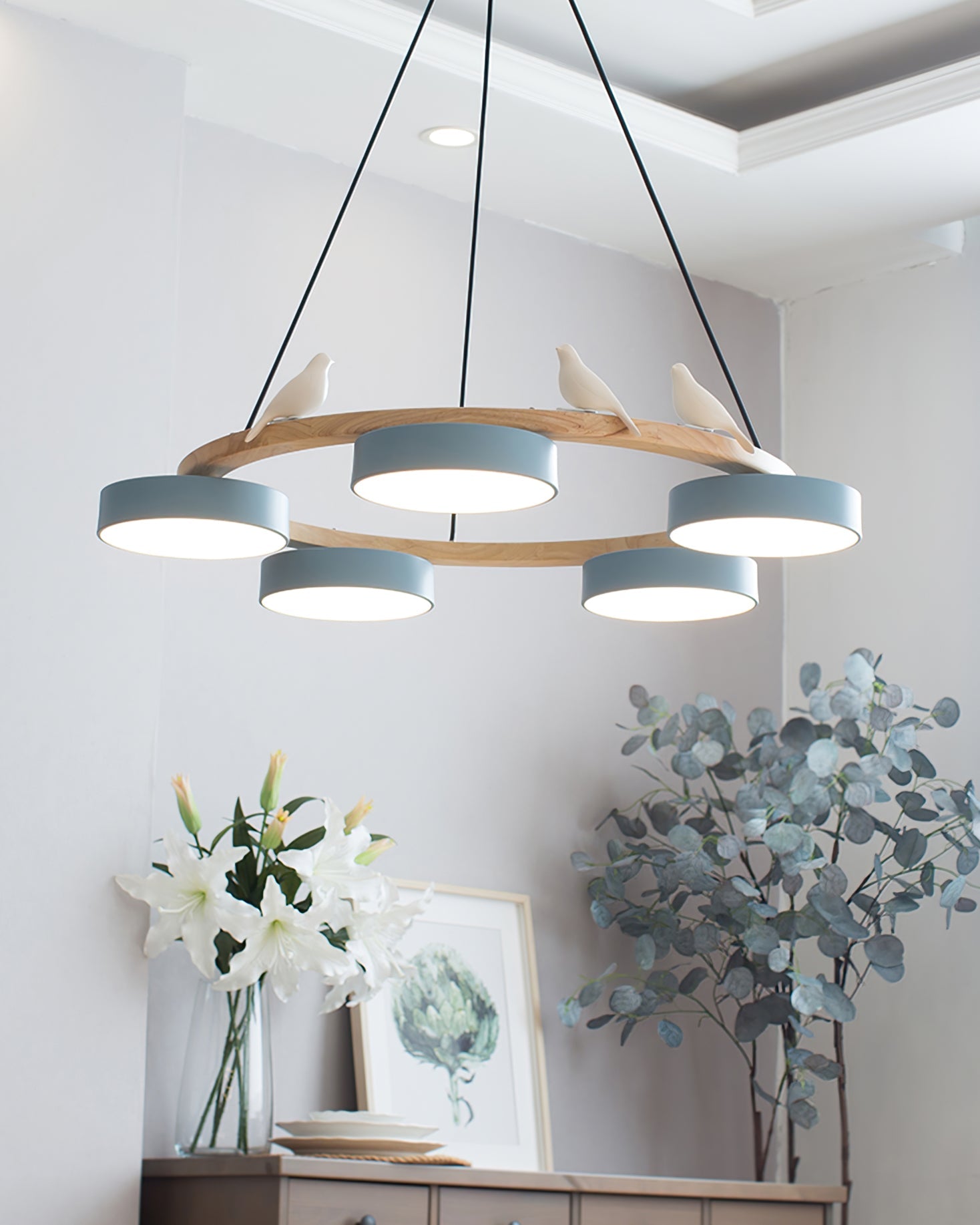 Modern Bird Resin Wood Ring Chandelier