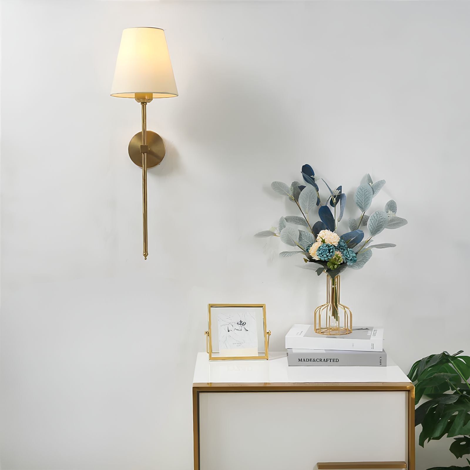 Cordless Vintage Classic Elegance Wall Light