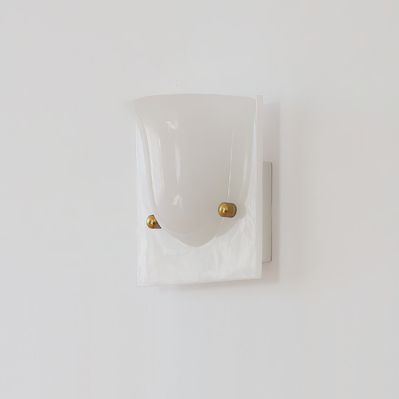 Calvrane Resin Scoop Wall Sconce