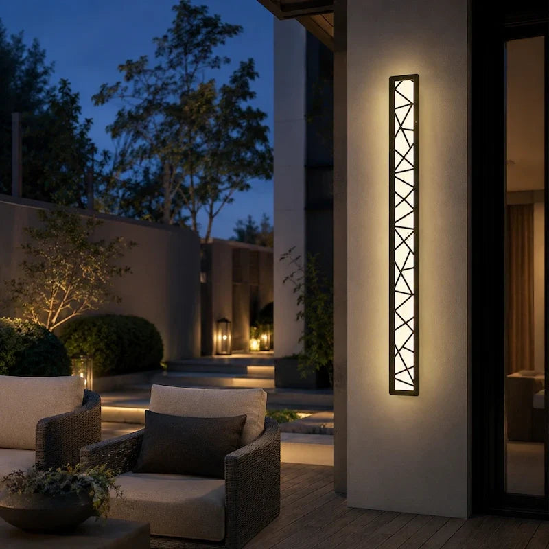 Minimalist Linear LED Outdoor Wall Sconce
