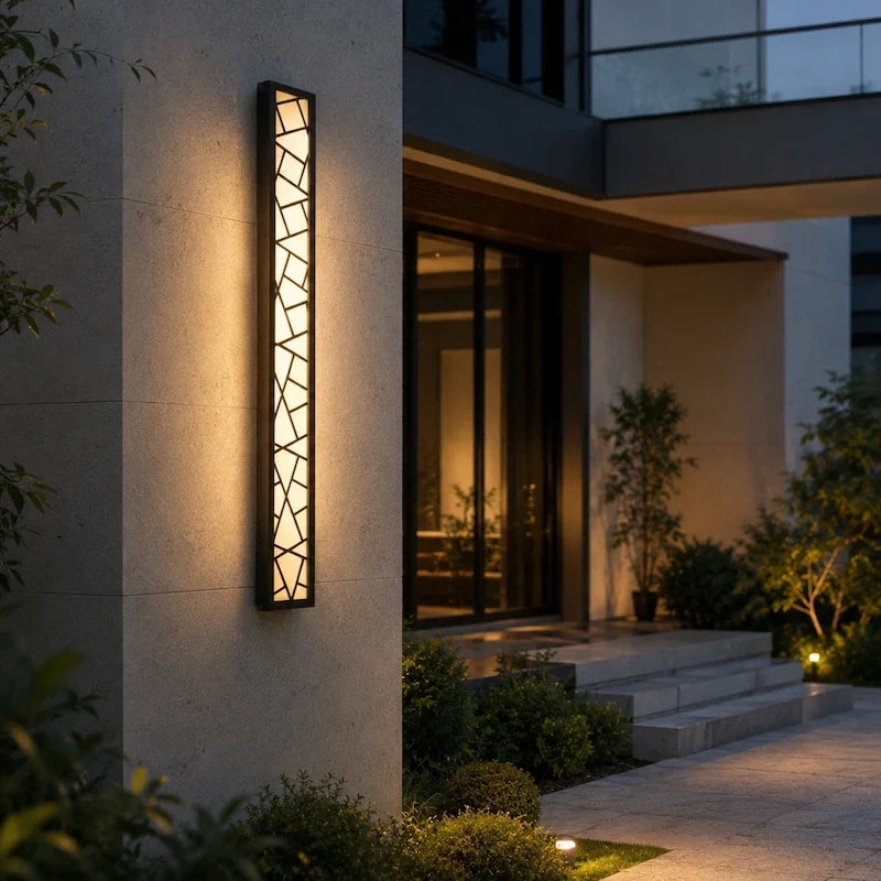 Minimalist Linear LED Outdoor Wall Sconce