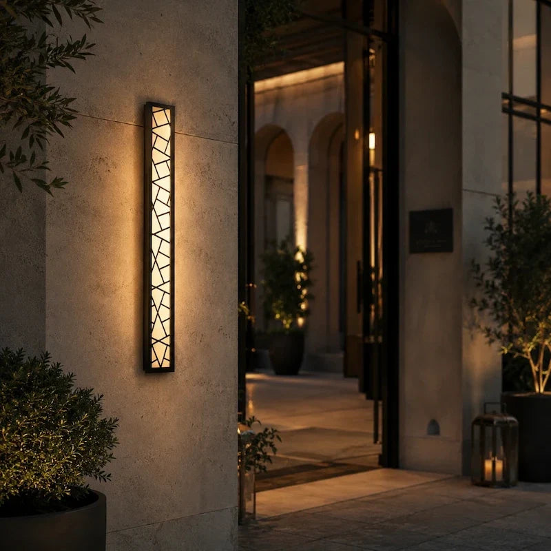 Minimalist Linear LED Outdoor Wall Sconce