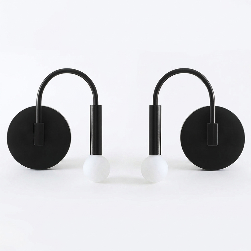 Arch Wall - studio white