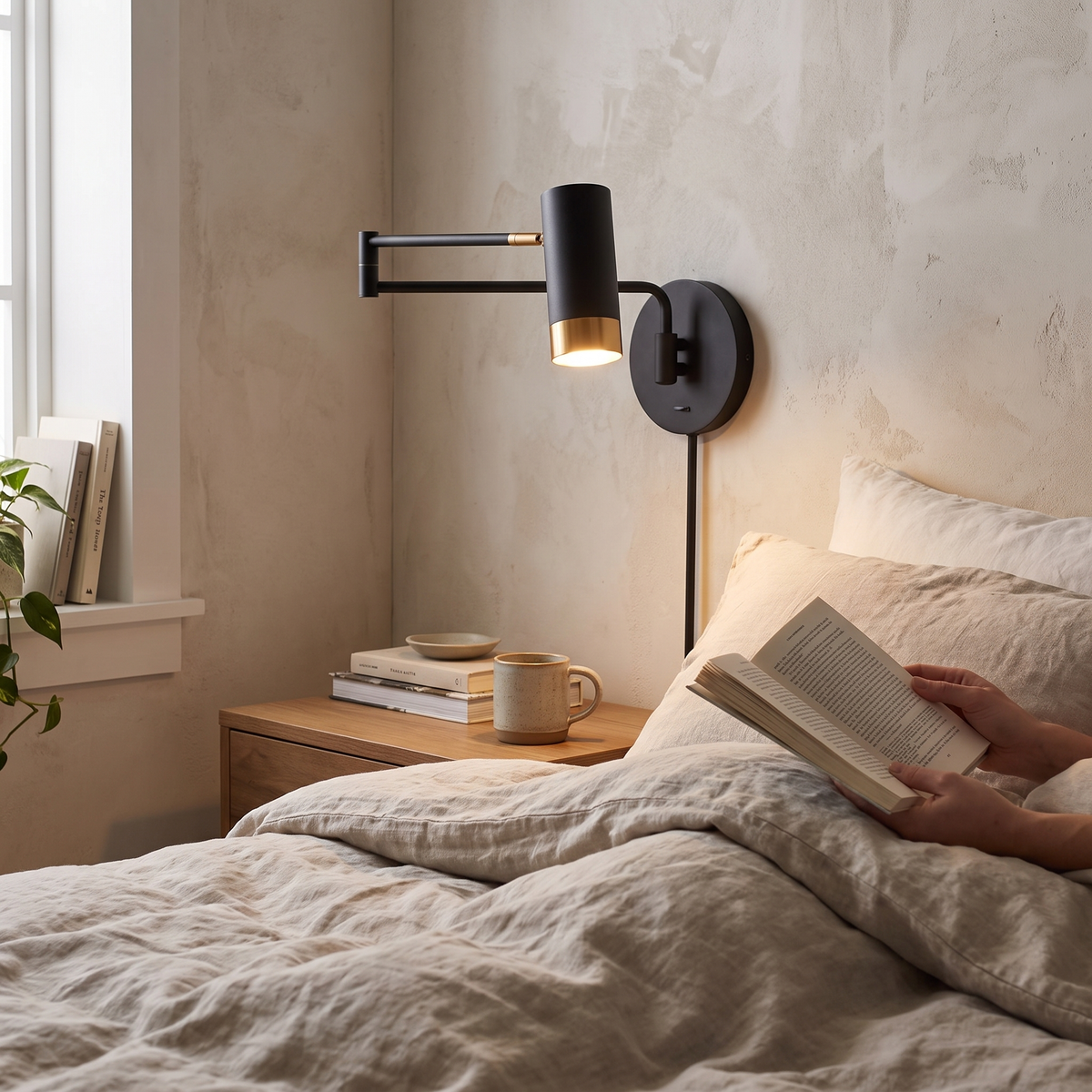 Metal Folding Twin-Arm Wall Lamp