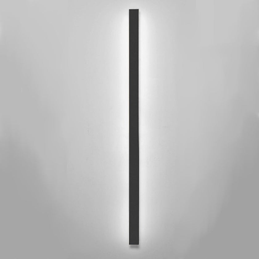 Minimalist Linear LED Outdoor Wall Sconce
