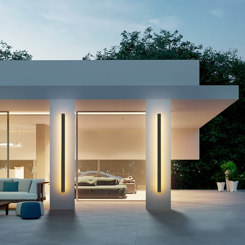 Minimalist Linear LED Outdoor Wall Sconce